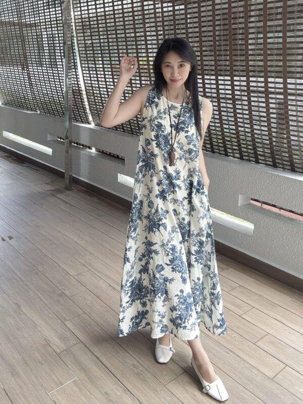LAYLA Sleeveless Long Dress 青花瓷无袖长裙 - Image 8