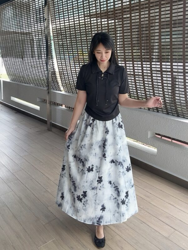 MOREN Ink Painting Skirt 墨蓝水墨半身裙 - Image 3