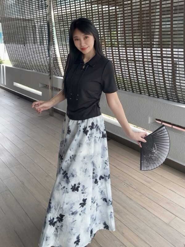 MOREN Ink Painting Skirt 墨蓝水墨半身裙 - Image 2