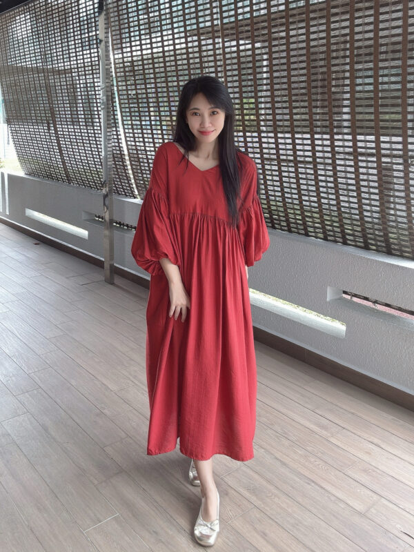 QIAN Loose Lantern Sleeve Loose Dress 芊芊灯笼袖宽松连裙 - Image 3