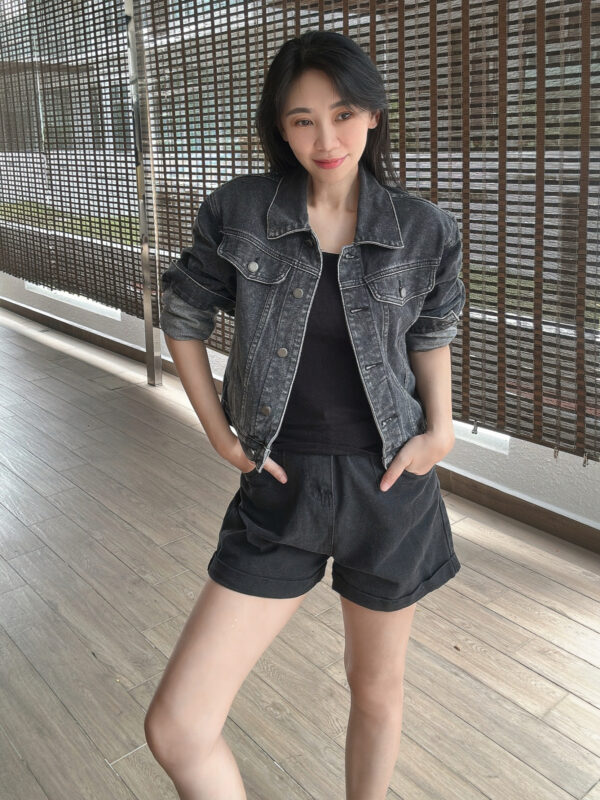 Punk Denim Jacket 美式牛仔机车夹克 - Image 3