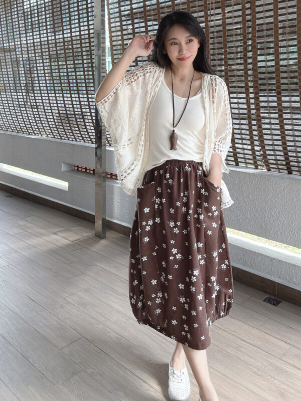 White Floral Pockets Harem Skirt 小白花复古哈伦半裙 - Image 2
