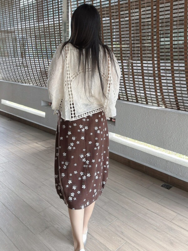 White Floral Pockets Harem Skirt 小白花复古哈伦半裙 - Image 4