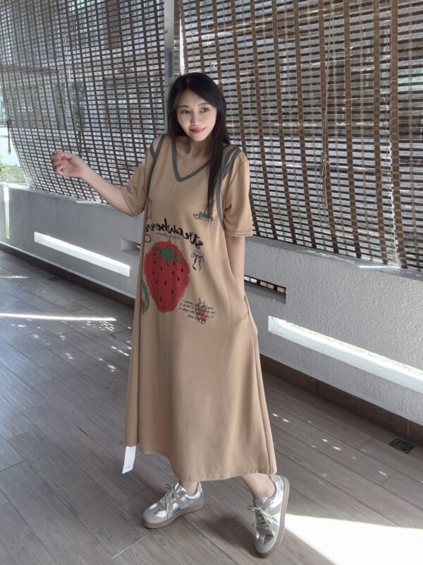 Strawberry OVERSIZE Pocket Lazy Dress 草莓 潮版设计感口袋懒人裙 - Image 6