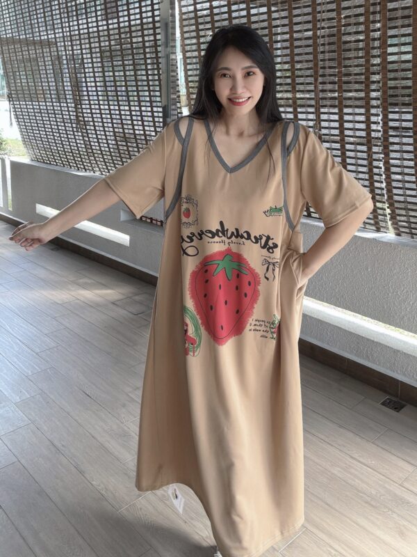 Strawberry OVERSIZE Pocket Lazy Dress 草莓 潮版设计感口袋懒人裙 - Image 3
