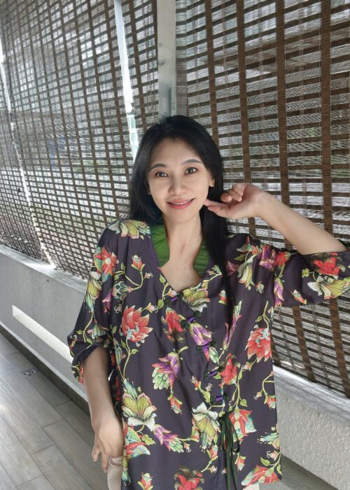 New Chinese Loose Tea House Blouses 中式七分袖宽松茶服