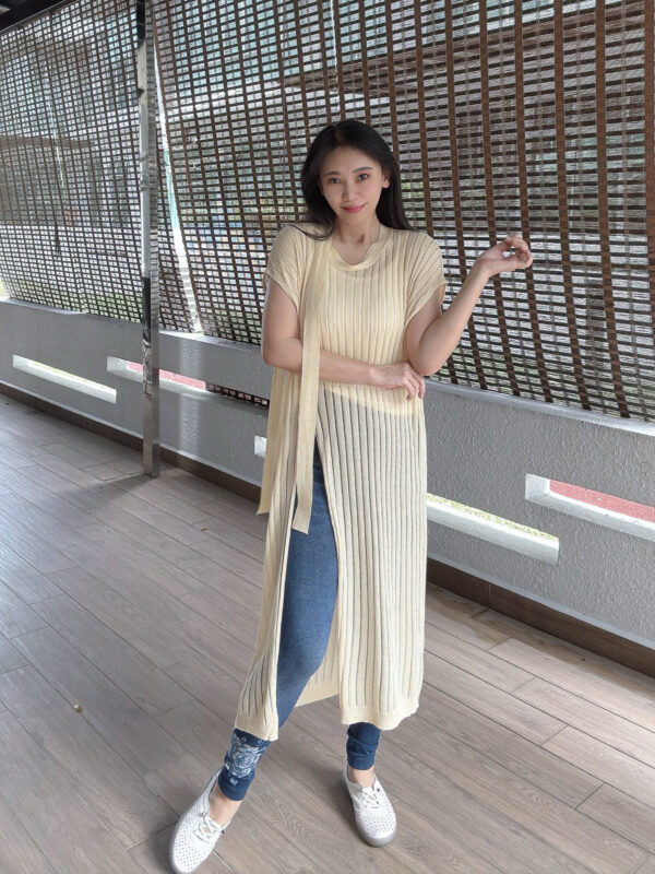 Side Split Long Outer 叠穿坑条长罩衫 - Image 2