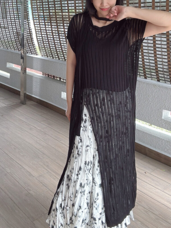 Side Split Long Outer 叠穿坑条长罩衫 - Image 6