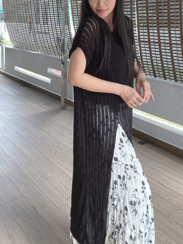 Side Split Long Outer 叠穿坑条长罩衫 - Image 7