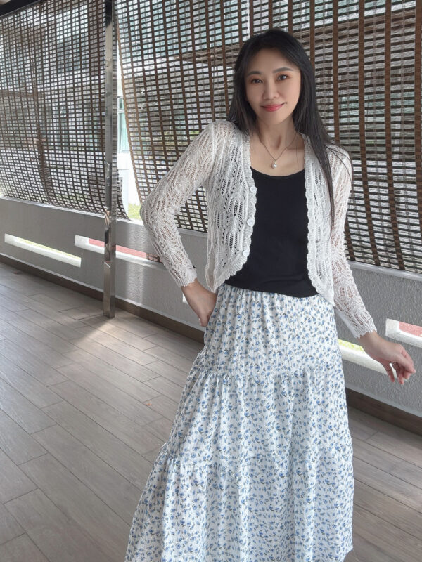Embroidered Gentle Blue Floral Splice Skirt 刺绣三层拼接蓝碎花半裙 - Image 4