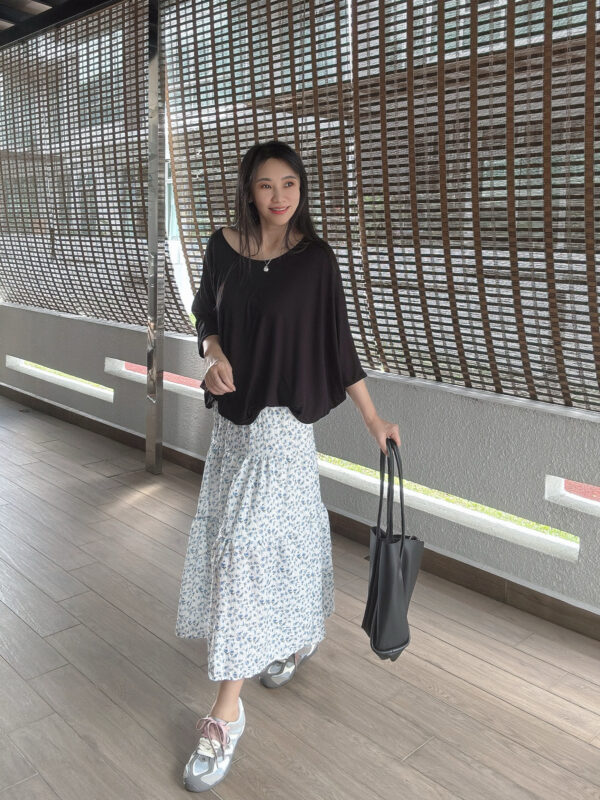 Embroidered Gentle Blue Floral Splice Skirt 刺绣三层拼接蓝碎花半裙 - Image 2