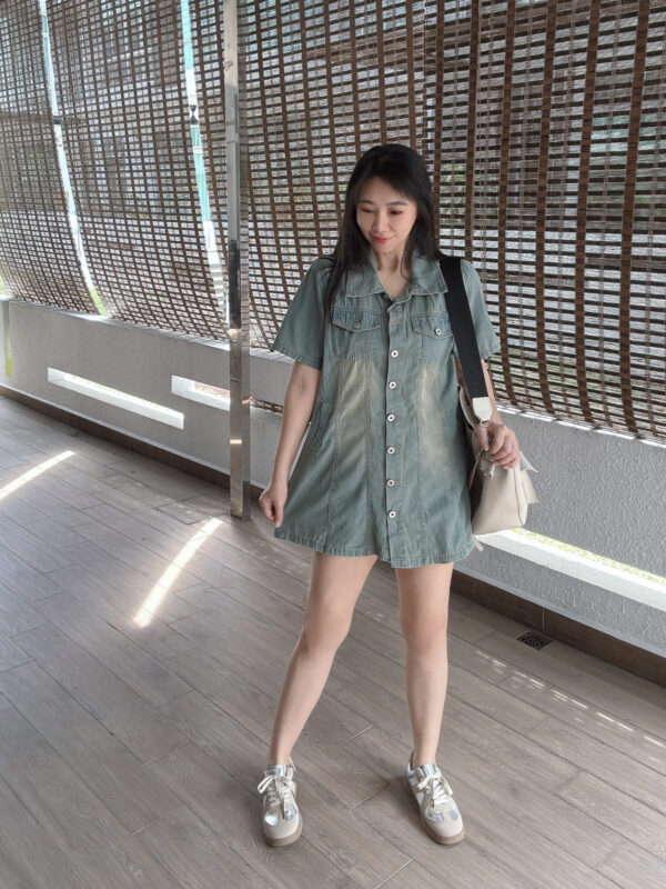 Mid-length Jeans Shirt 中长牛仔衬衫 - Image 3