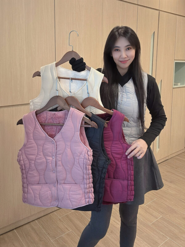 PREORDER - Autumn Fleece-lined Slimfit Vest 春秋冬加绒修身马甲