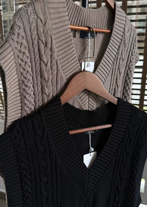 Sleeveless Vneck Layering Knit 春秋冬叠穿V领针织无袖