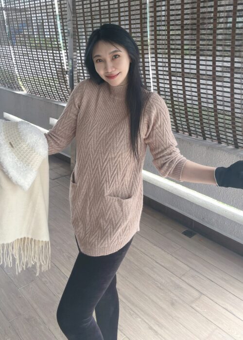 Oatmeal Latte Mid-length Thick Knit Sweater 过臀中长针织厚毛衣