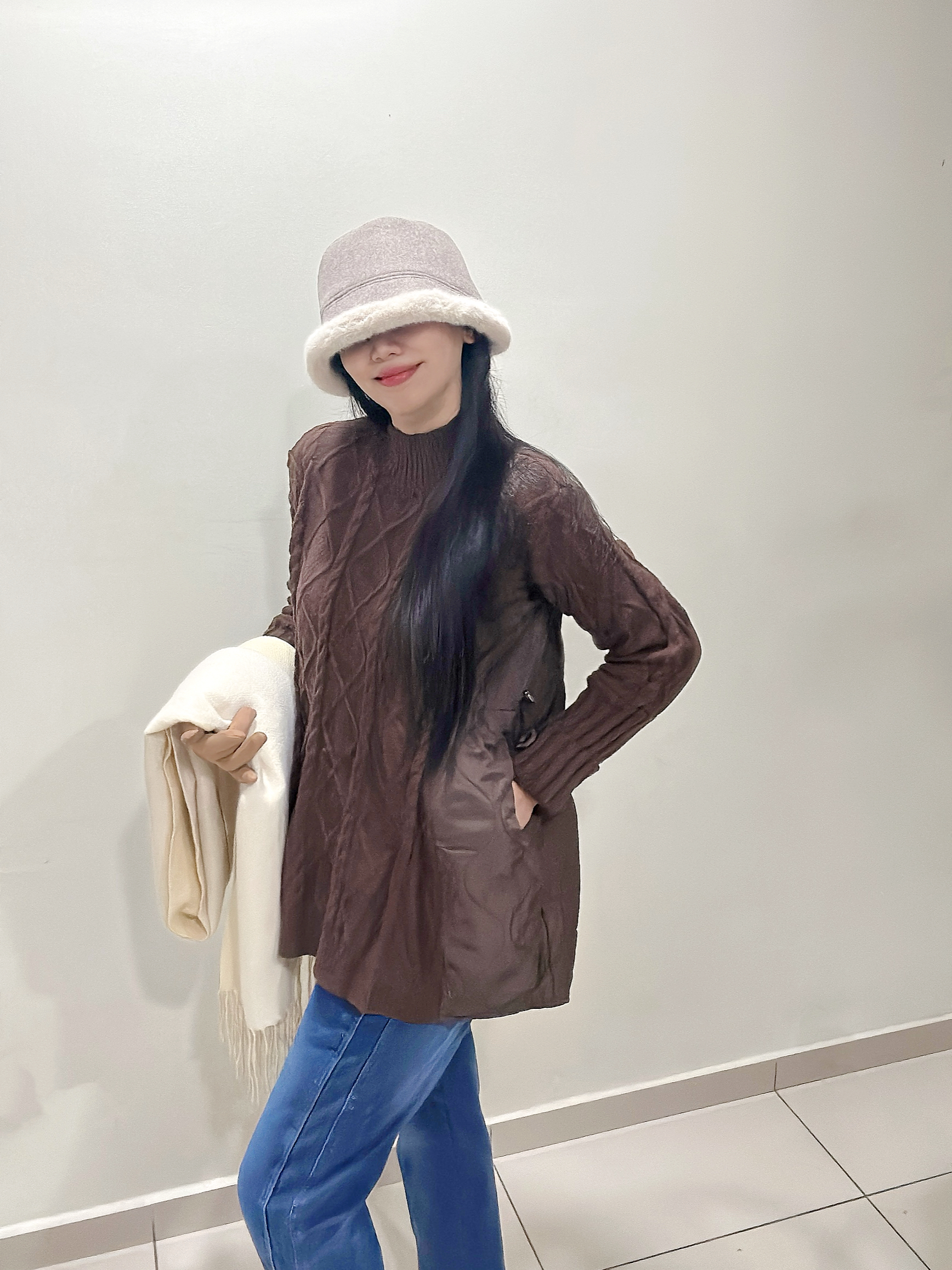 (Brown) Loose Patchwork Knit Padded Sweater With Side Drawstring 冬季麻花针织拉绳拼接夹棉毛衣 (深褐)